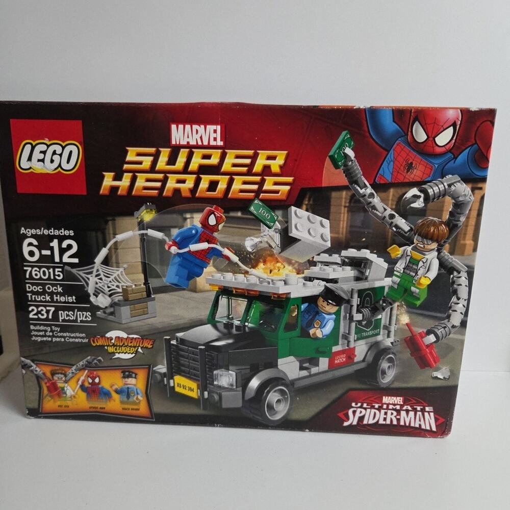LEGO Marvel Set 76015 Doc Ock Truck Heist Ultimate Spiderman Minor Box Damage